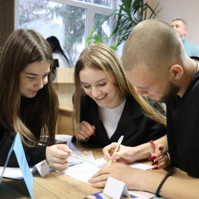 Другокурсники на хвилі бізнес-тенденцій! - 11.2023