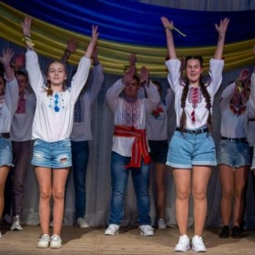 Фестиваль - презентація груп 1 курсу: Ми - майбутнє твоє, Україно! та Фестиваль єдності до Дня Українського козацтва та Дня захисників та захисниць України.